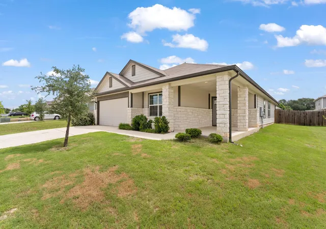 Homes for sale in Bertram, TX | 215 Bunting Ln, Bertram, TX 78605 | MLS# 7092205