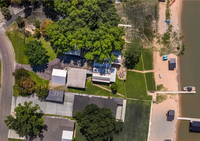 3rd image of 3708 River Oaks Dr, Kingsland, TX 78639 | MLS# 3809693