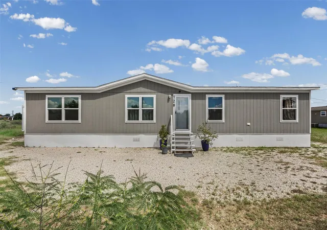 Homes for sale in Cedar Creek, TX | 128 Ciervo St, Cedar Creek, TX 78612 | MLS# 3265796