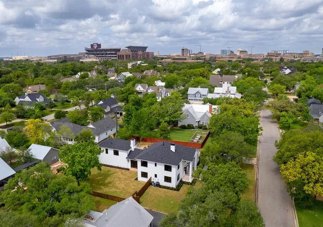 2nd image of 308 Pershing Ave, College Station, TX 77840 | MLS# 4586853