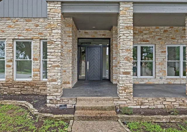 2nd image of 201 Crescent Blf, Lakeway, TX 78734 | MLS# 2064786