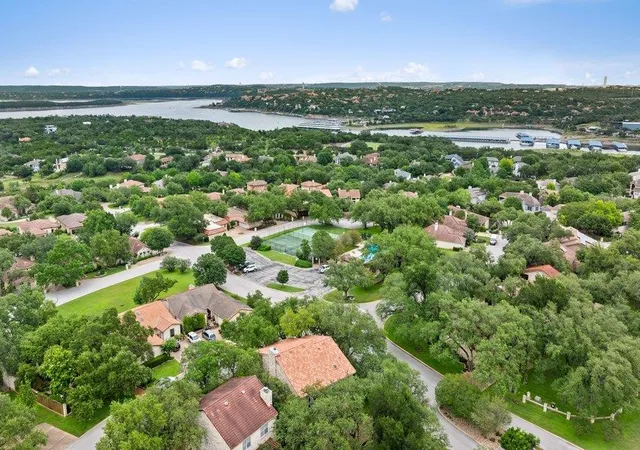 40th image of 201 Crescent Blf, Lakeway, TX 78734 | MLS# 2064786