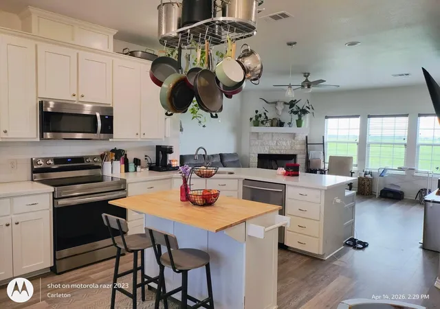 image of 2001 Sunflower Row, Coupland, TX 78615 | MLS# 6993578