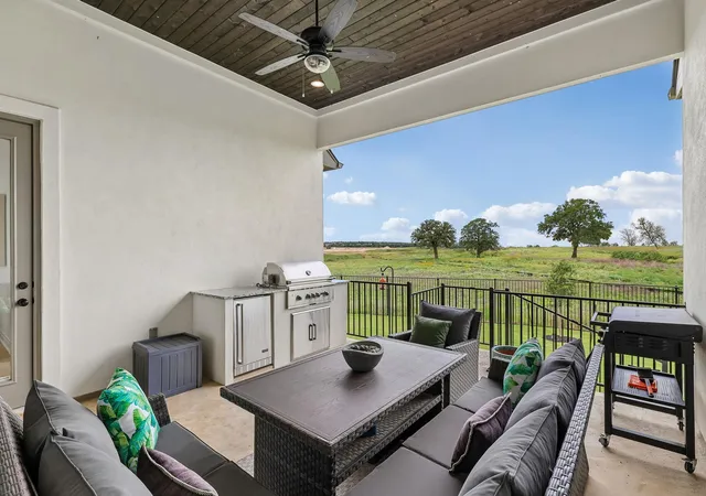 Photo 3 of Single family home for sale at 130 Firethorn Loop, Bastrop, TX 78602 | MLS# 1942913 | Listing updated on 2026-09-19