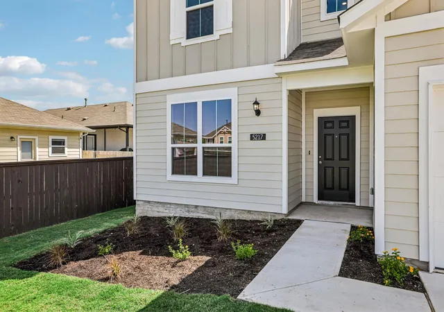 Photo 4 of Single family home for sale at 5217 Lomasso Dr, Austin, TX 78747 | MLS# 5288776 | Listing updated on 2026-08-28