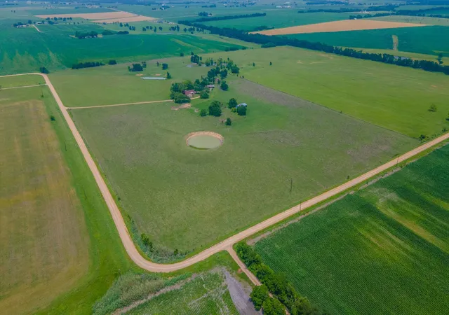 5th image of 3053 Hobby Creek Rd, Burlington, TX 76519 | MLS# 2168199