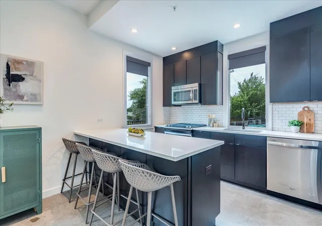 3rd image of 1931 E 38Th 1/2 St #62, Austin, TX 78723 | MLS# 5319254