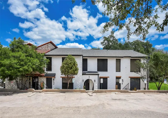 Photo 3 of Townhouse for sale at 18801 Hogan Cir #2, Lago Vista, TX 78645 | MLS# 7712867 | Listing updated on 2026-08-25
