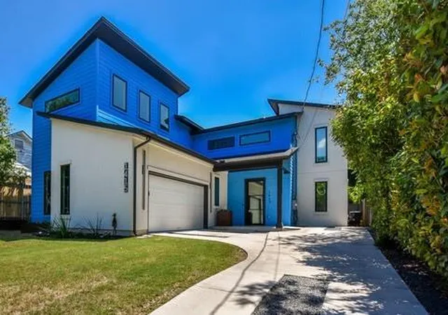 Photo 2 of Sale Pending at 1415 North St, Austin, TX 78756 | MLS# 4796979 | Listing updated on 2026-08-07