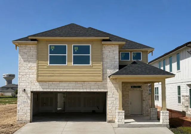 1st image of 335 Young St, Lockhart, TX 78644 | MLS# 5977284