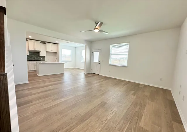 Photo 2 of Single family home for sale at 335 Young St, Lockhart, TX 78644 | MLS# 5977284 | Listing updated on 2026-10-06