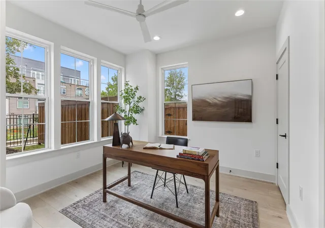 5th image of 2209 Woodland Ave #203, Austin, TX 78741 | MLS# 4082862