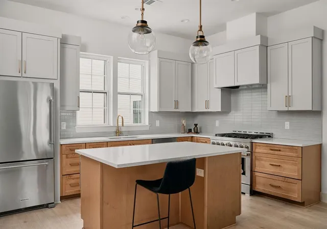 2nd image of 2209 Woodland Ave #502, Austin, TX 78741 | MLS# 4458909