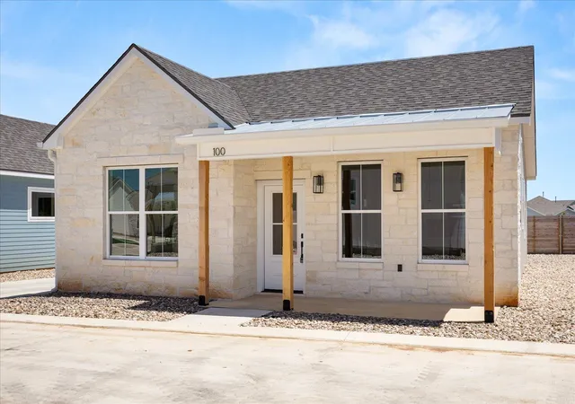 Homes for sale in Fredericksburg, TX | 802 S Creek St #100, Fredericksburg, TX 78624 | MLS# 9595382