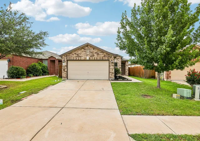 3rd image of 13637 Abraham Lincoln St, Manor, TX 78653 | MLS# 8430703