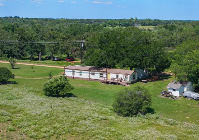Homes for sale in Gause, TX | 643 Private Road 7054 Pr, Gause, TX 77857 | MLS# 9100816