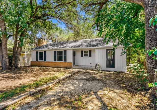 2nd image of 18221 Ledge St, Jonestown, TX 78645 | MLS# 1912116