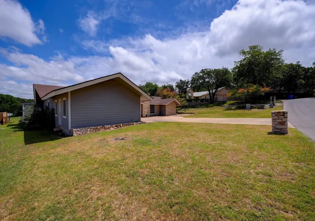Homes for sale in Wimberley, TX | 18 Country Ln, Wimberley, TX 78676 | MLS# 8370116
