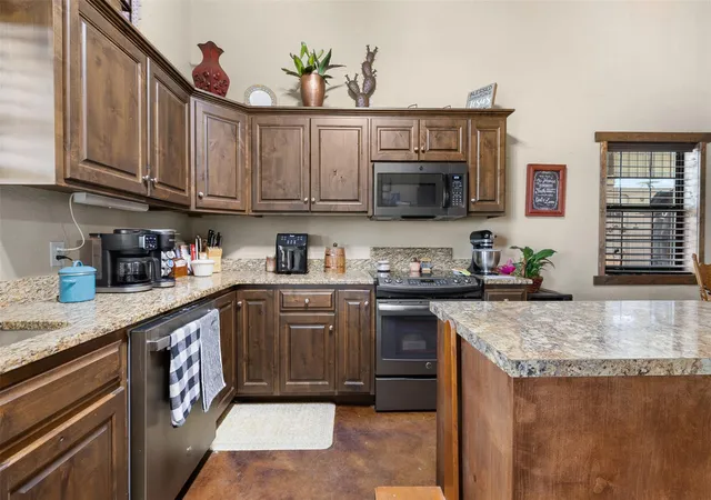 Homes for sale in Kosse, TX | 131 County Road 279, Kosse, TX 76653 | MLS# 6297775