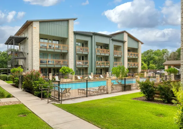 35th image of 4704 Sunset Trl #1201, Austin, TX 78745 | MLS# 7219134