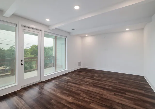 4th image of 4704 Sunset Trl, Austin, TX 78745