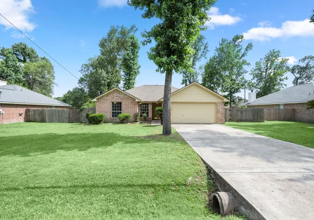 Single family home for sale at 6707 Woodland Oaks, Magnolia, TX 77354 | MLS# 8895870