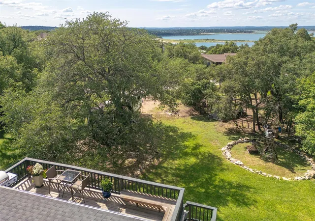 Photo 2 of Single family home for sale at 1215 Amanda Dr, Canyon Lake, TX 78133 | MLS# 8533192 | Listing updated on 2026-09-04