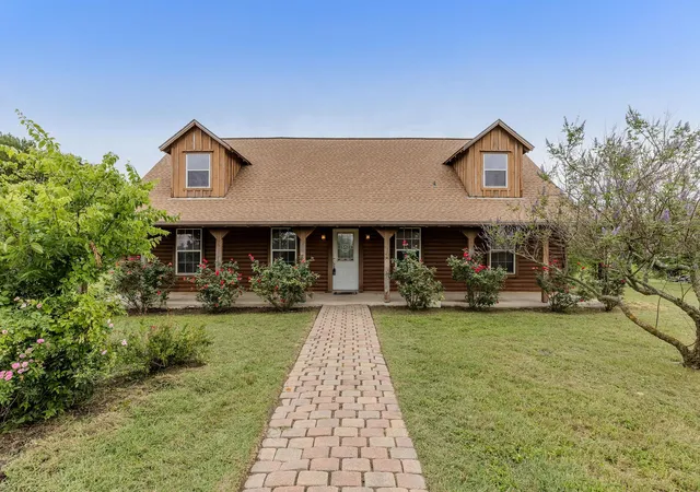 Photo 2 of Single family home for sale at 51 County Rd 436, Thrall, TX 76578 | MLS# 7961557 | Listing updated on 2026-06-03