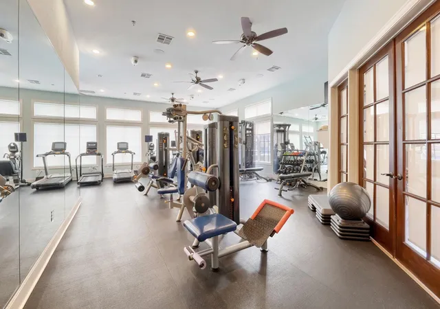 2nd image of 104 Bella Toscana Ave, Lakeway, TX 78734