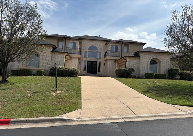 Photo 2 of Mansion for sale at 404 Aria Dr, Austin, TX 78738 | MLS# 9076376 | Listing updated on 2026-07-18