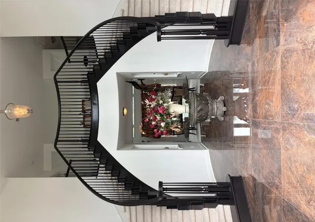 Photo 3 of Mansion for sale at 404 Aria Dr, Austin, TX 78738 | MLS# 9076376 | Listing updated on 2026-07-18