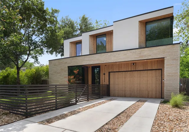 Photo 2 of Single family home for sale at 1304 Folts Ave, Austin, TX 78704 | MLS# 4398280 | Listing updated on 2026-10-07