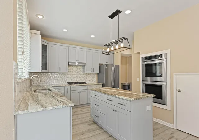 Photo 3 of Single family home for sale at 306 Bryce Cyn Dr, Cedar Park, TX 78613 | MLS# 7348762 | Listing updated on 2026-09-19