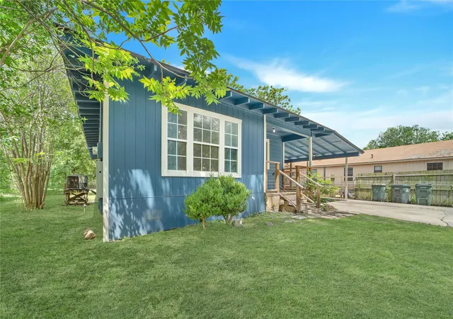 4th image of 206 Sherwood St, San Marcos, TX 78666 | MLS# 8092917