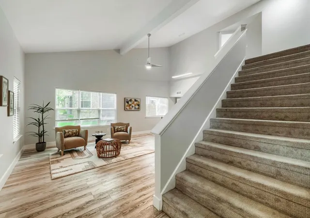 3rd image of 12410 Blossomwood Dr, Austin, TX 78727 | MLS# 8929717