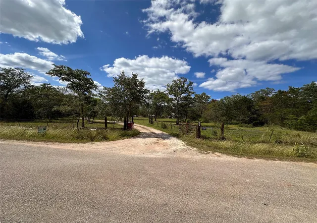 Photo 3 of Single family home for sale at 380 Woodlands Dr, Bastrop, TX 78602 | MLS# 2798795 | Listing updated on 2026-08-16