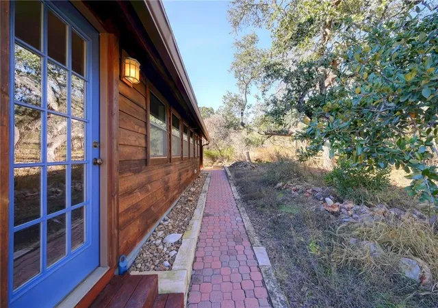 4th image of 500 Owl Hollow Rd, San Marcos, TX 78666 | MLS# 1498178