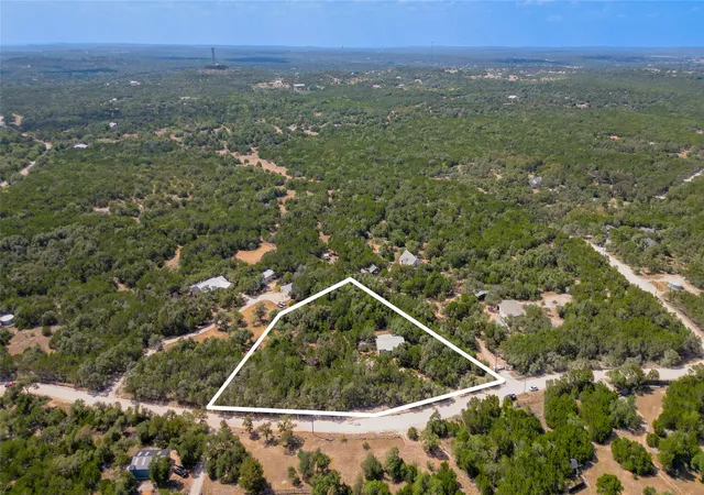 Photo 3 of Single family home for sale at 231 N Rainbow Ranch Rd, Wimberley, TX 78676 | MLS# 1624735 | Listing updated on 2026-09-08