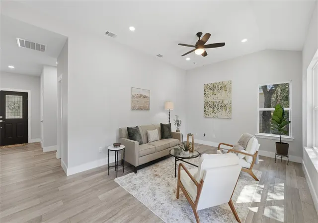 Photo 3 of Single family home for sale at 231 N Rainbow Ranch Rd, Wimberley, TX 78676 | MLS# 1624735 | Listing updated on 2026-09-26