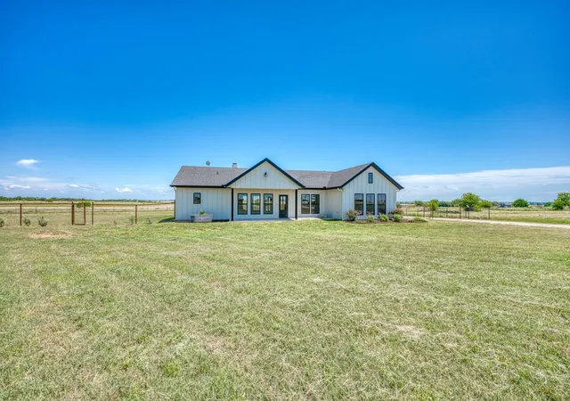 Homes for sale in Bertram, TX | 187 Lila Ln, Bertram, TX 78605 | MLS# 8362778