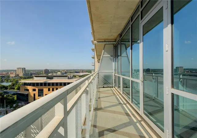 3rd image of 222 West Ave #1307, Austin, TX 78701 | MLS# 5733924