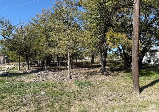5th image of 699 S Cotrell St, Bartlett, TX 76511 | MLS# 3509599