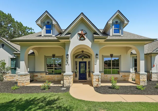 2nd image of 187 Pioneer Psge, Bastrop, TX 78602 | MLS# 8618654