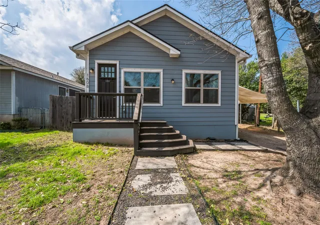 3rd image of 1608 Ulit Ave #A, Austin, TX 78702 | MLS# 8915550