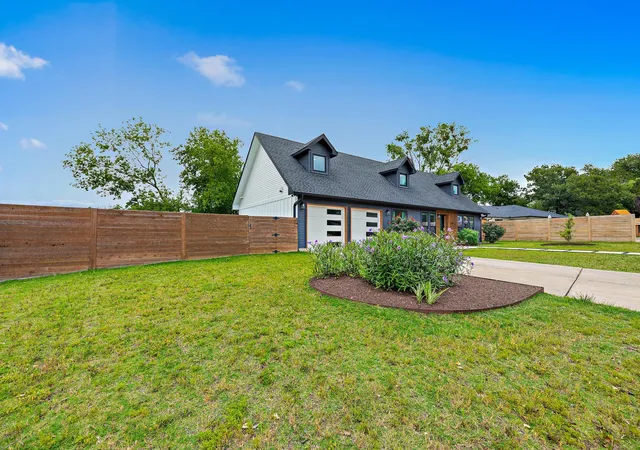 Photo 3 of Single family home for sale at 5700 Sutherlin Rd, Austin, TX 78723 | MLS# 6747776 | Listing updated on 2026-10-03