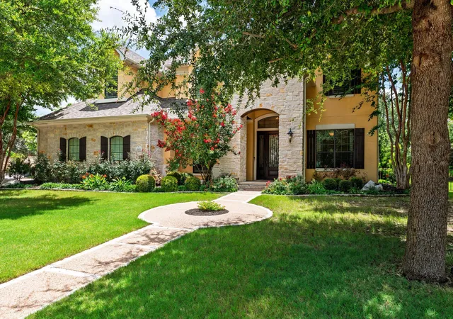 Photo 3 of Mansion for sale at 1005 Lakewood Hills Ter, Austin, TX 78732 | MLS# 6725016 | Listing updated on 2026-10-21