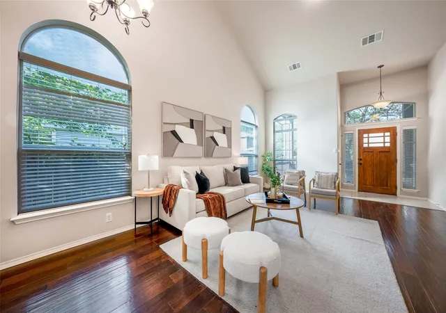 Photo 4 of Single family home for sale at 8744 Blackvireo Dr, Austin, TX 78729 | MLS# 3505916 | Listing updated on 2026-10-06