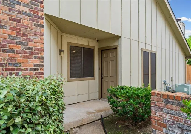 Homes for sale in Austin, TX | 1617 W Braker Ln, Austin, TX 78758