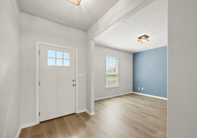 Photo 4 of Single family home for sale at 5408 Vanner Path, Georgetown, TX 78626 | MLS# 9120877 | Listing updated on 2026-10-12