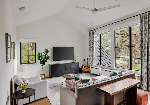 Photo 3 of Single family home for sale at 2311 Westoak Dr, Austin, TX 78704 | MLS# 1726892 | Listing updated on 2026-09-22